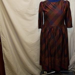 Fall color Walden Classics patterned dress.